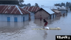 কুড়িগ্রামে ব্রহ্মপুত্র নদ ও ধরলা নদীর পানি বিপৎসীমার ওপর দিয়ে প্রবাহিত হওয়ায় বন্যা পরিস্থিতি সৃষ্টি হয়েছে।