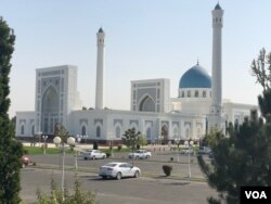 O'zbekistonda e'tiqod erkinligi cheklanmagan, deydi respublika rasmiylari