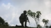 Un soldado lleva a cabo un operativo anti-pandillas en el vecindario de Kenscoff, en Puerto Príncipe, Haití, el lunes 3 de febrero de 2025. (AP Foto/Odelyn Joseph). 