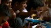 SE Asian Governments Urged to Rescue Stranded Migrants at Sea