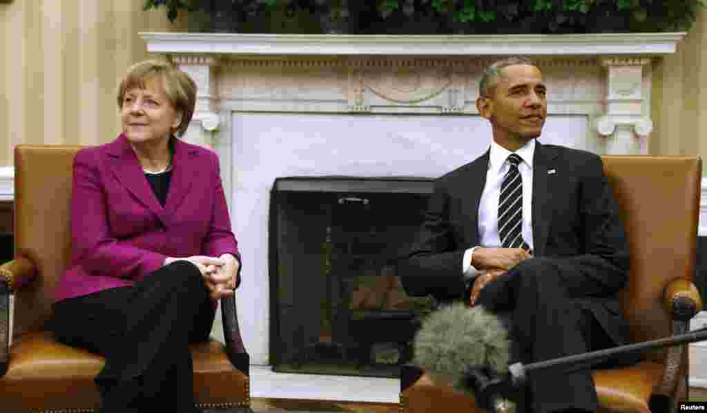Germaniya kansleri Angela Merkel va AQSh rahbari Barak Obama bugun Oq uyda ko'rishib, Ukrainadagi tanazzulni hal qilish yo'llari haqida gaplashdi. Ikki arbobning aytishicha, Rossiyaning agressiyasi Amerika va Yevropa ittifoqini yanada mustahkamladi. Qo'shma Shtatlar Ukraina hukumatiga harbiy yordam berish haqida o'ylanayapti. Obama hali tugal qaror qabul qilganimiz yo'q, deydi.
