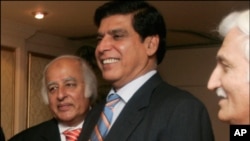 د پاکستان وزیراعظم راجه پرویز اشرف د فلم خلاف مظاهرو کې په خلکو د پرامنه اوسیدو غږ کړی دی