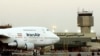 "Boeing" Eronga 100 dona samolyot sotadi