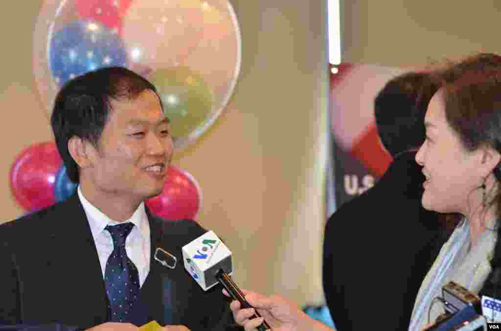 Shimoliy Koreyadan Ox Se-Xyek: &quot;Obama rahbarligida Amerika mening yurtimga nisbatan to&#39;g&#39;ri siyosat yuritmoqda deb o&#39;ylayman&quot;.