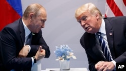 Prezidentlar Tramp va Putin Gamburgda uchrashmoqda, 7-iyul, 2017-yil